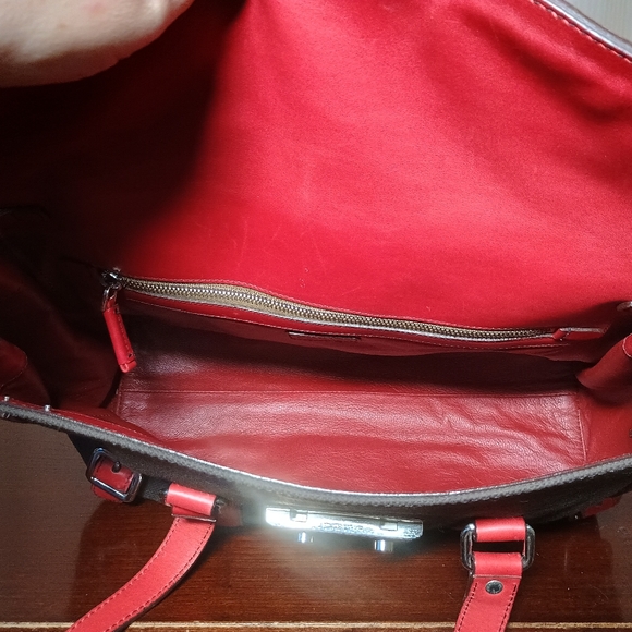 Prada Tessuto Shoulder Bag - Picture 5 of 10